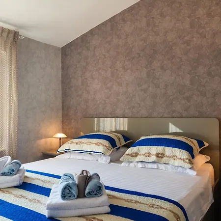 Kuca Za Odmor R&a Villa Podstrana