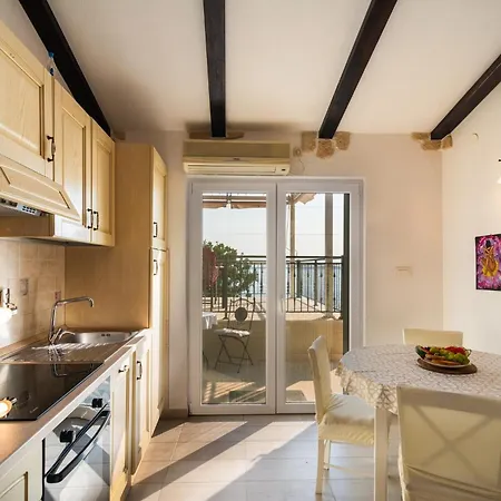 Vila R&a With Private Pool & Sea View *