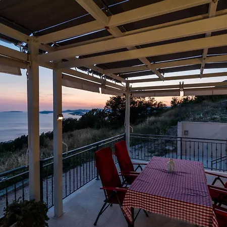 Vila R&a With Private Pool & Sea View Podstrana