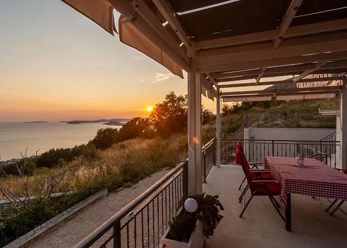 Villa Kuca Za Odmor R&a Podstrana