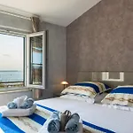 Kuca Za Odmor R&a * Podstrana